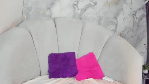 Dulce online show from April 22, 4:42 am