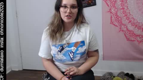 the only advantage you have over me is that u can kiss my ass and i cant  online show from February 16, 10:53 pm