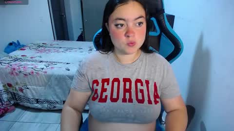 Nicole   online show from April 11, 9:35 am