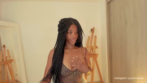 Snapshot of duna_du chatting on December 11, 9:34 pm My birthday is tomorrow November 30  online show from December 11, 9:34 pm