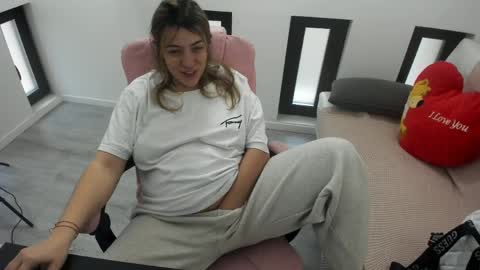 dayana online show from March 31, 5:07 am