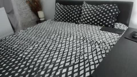 Dyanne online show from March 4, 2:23 pm