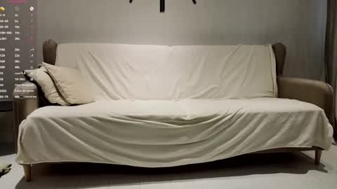 Jess online show from April 9, 6:19 am