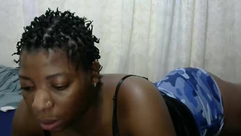 ebony_candy1998 online show from December 13, 7:53 pm