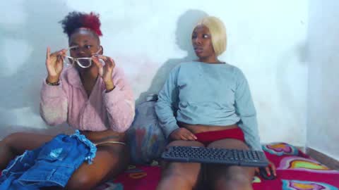 chayna smith online show from January 18, 6:45 am