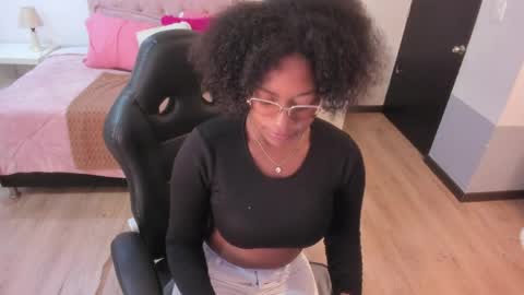 ebony_fantasy2 online show from March 29, 12:26 pm
