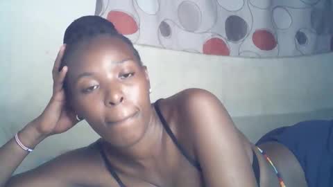 ebony_phoenix12 online show from October 13, 5:04 pm
