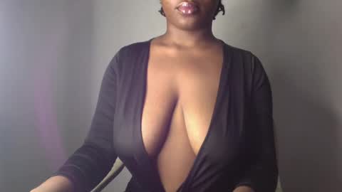 delilah online show from February 27, 2:53 am