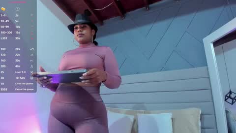 Sofia online show from February 17, 7:55 pm