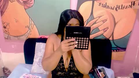 Lyn online show from September 12, 7:50 am