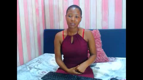 ebonyfirexx4u online show from January 12, 1:49 pm