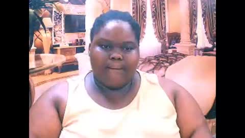 ebonyhotbuns4u2luv online show from January 15, 7:42 pm