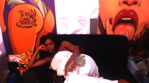 Call me MeL  online show from February 13, 5:11 pm