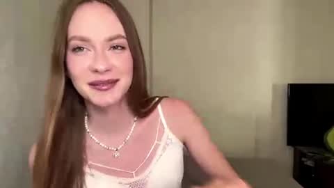 Lily online show from June 24, 7:40 am