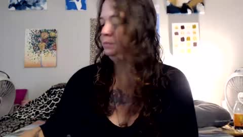 Weird Echo online show from July 9, 5:04 pm