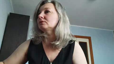 edithmanning online show from March 16, 5:55 am