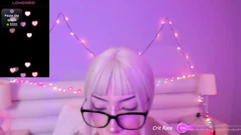 Snapshot of effycorpse chatting on December 7, 4:36 pm    online show from December 7, 4:36 pm