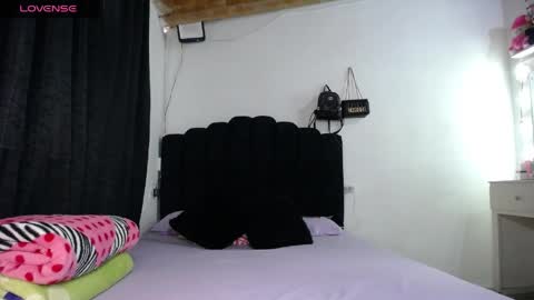 eileen__stone online show from March 30, 6:29 pm