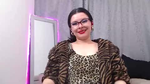 Eileen online show from October 15, 4:31 pm