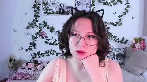 liasama online show from December 2, 12:17 pm