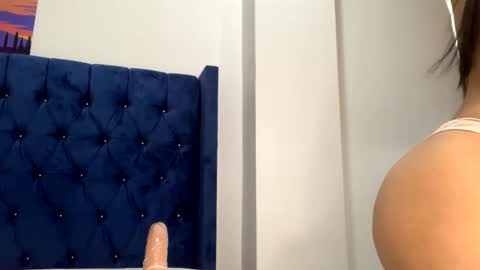 Snapshot of eilenponce chatting on October 22, 12:15 am Eilen Ponce online show from October 22, 12:15 am