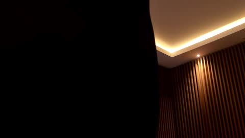 Eilin online show from March 2, 12:58 pm