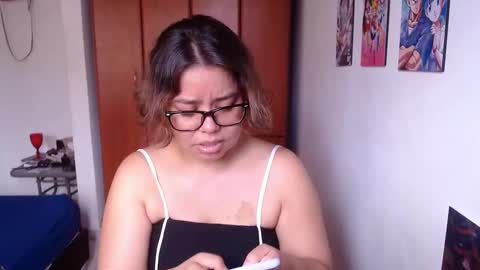 eimy_saenzz online show from November 19, 3:34 pm