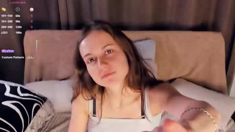 Elis 3 online show from October 2, 10:04 pm