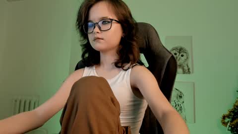 Your sweet girl online show from December 19, 5:40 pm