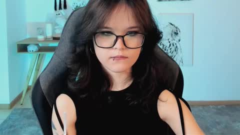 Your sweet girl online show from March 11, 7:36 pm