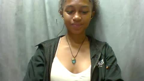 elaliealdy online show from November 1, 8:07 am