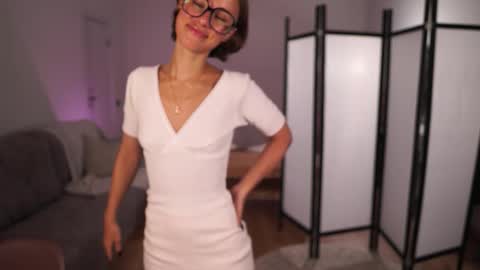 ELA 3 online show from November 18, 6:14 am