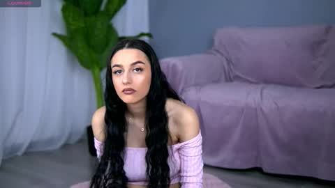 Ela online show from February 18, 7:35 pm