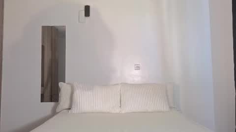 Snapshot of elegant_ebony chatting on October 11, 6:40 am Nika online show from October 11, 6:40 am