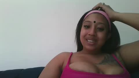 Kaykay online show from December 5, 12:39 pm