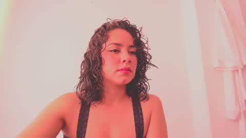 Elektra online show from January 18, 8:30 pm