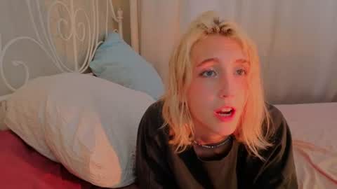 Elen  online show from July 12, 7:31 am