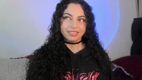 Elena  online show from December 4, 7:43 am