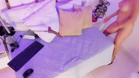 Elena online show from April 10, 8:04 pm