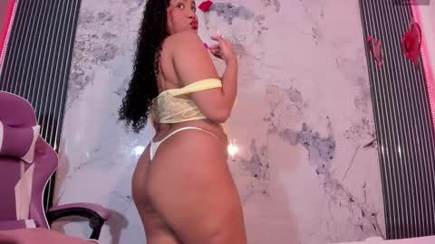 elena_wolff online show from February 18, 12:15 pm