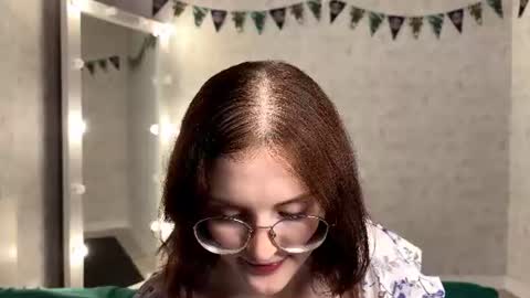 Annie PVT IS OPEN online show from July 25, 10:39 pm