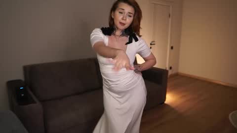 Snapshot of eleonora_linn_ chatting on September 24, 1:54 pm Eleonora online show from September 24, 1:54 pm