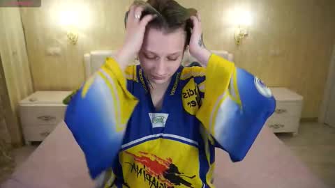 Luna online show from February 17, 12:32 am