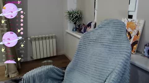 Elise online show from October 29, 12:15 am