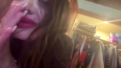 elimaye online show from February 6, 7:13 am