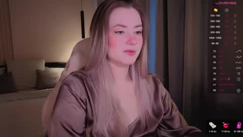 Elina online show from December 18, 4:06 am