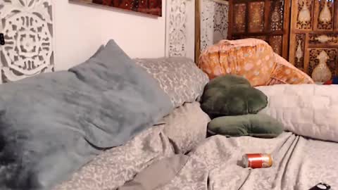 Elinah online show from November 4, 4:06 am