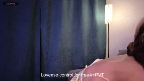 Elna and Tom online show from May 15, 10:56 pm