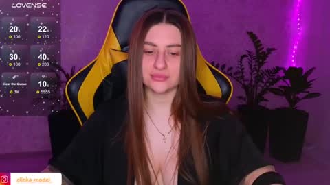 Elina online show from February 9, 6:05 pm