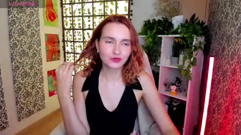 Snapshot of elis_cherry chatting on September 17, 2:31 am Elis  online show from September 17, 2:31 am